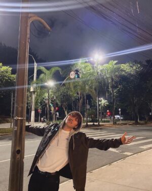 Yoon Jae-chan Instagram - 날씨 좋다🔥
O tempo está muito bom🔥
