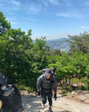 Yoon Park Instagram - -
#등산