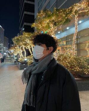 Yoon Park Instagram - -
#코훌쩍 진짜 겨울☃️
