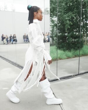 Yootha Wong-Loi-Sing Instagram - Hiii! Had to add a little story here. You ever felt small and like a giant at the same time? Before we start with the jokes, I know I look like I’m 5’2 on the runway lol.
But small, humbled, by the power of the beauty of life, the newness of doing something NEW. My body is unfamiliar with this new thing, but the body and mind adapts quickly to this new thing, you see? And that’s where the giant part comes in. A giant, because it makes me realize that I can fill in every space with intention. 
Thank you @tessvanzalinge , you amazing human being, for inspiring and encouraging us by embracing both: the tiniest most humble and the giant in us. Congrats on this milestone!

Highly recommend you to try this in any shape or form🤍