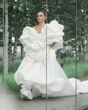 Yootha Wong-Loi-Sing Instagram - Hiii! Had to add a little story here. You ever felt small and like a giant at the same time? Before we start with the jokes, I know I look like I’m 5’2 on the runway lol.
But small, humbled, by the power of the beauty of life, the newness of doing something NEW. My body is unfamiliar with this new thing, but the body and mind adapts quickly to this new thing, you see? And that’s where the giant part comes in. A giant, because it makes me realize that I can fill in every space with intention. 
Thank you @tessvanzalinge , you amazing human being, for inspiring and encouraging us by embracing both: the tiniest most humble and the giant in us. Congrats on this milestone!

Highly recommend you to try this in any shape or form🤍