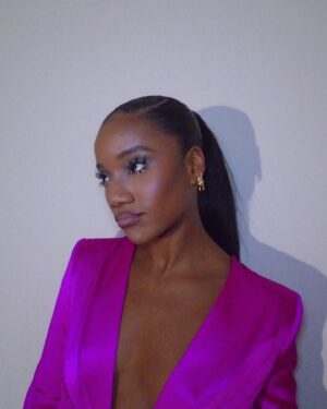 Yootha Wong-Loi-Sing Instagram - Pink matter🧠

Make up by @thirza.king 
Hair by @alejandromalcolm