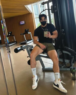 Yoshi Sudarso Instagram - Slowly finding our groove here in Jakarta and trying to get back in the gym more consistently
