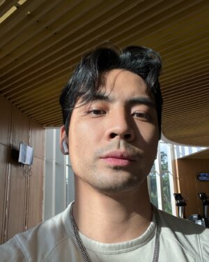 Yoshi Sudarso Instagram - Life lately, flying to New York tonight. So hard to say goodbye to the Sudarso clan, but I’ll be back soon my loves 🥰