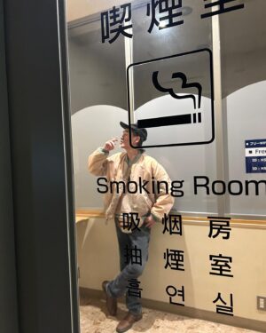 Yoshie Nakano Instagram - 、、、

青森Quarter
お久しぶりの眺めに胸キュンブルース
コロナを超えて青森で
またハイタッチできる日が来るなんて
ほんとに幸せです
忘れずにいてくれて
ありがとう
ありがとう

大好きな青森
艶やかです
次こそは、ゆっくりする時間がほしい
また会おうや

#青森quarter 
#エゴラッピン
#egowrappin