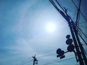 Yoshiko Sengen Instagram - ・
今、空こんななってるよ〜⭕️
#🌈
#虹