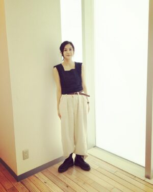 Yoshiko Sengen Instagram - ・
ピシっ！
(今日もうLINE BLOG更新したよ🌠)