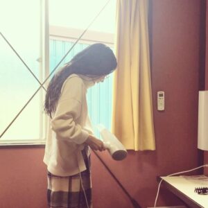 Yoshiko Sengen Instagram - ・
ロン毛の日常。
#朝
#ロングヘア 
#わりと時間もってかれる