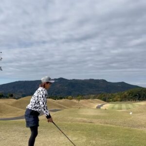 Yoshito Okubo Instagram - ドスコイ3人組と
優汰くんでゴルフ⛳️

楽しすぎたな～😆

やっぱりゴルフは最高やね⛳️

#ドスコイ3人組
#村越優汰
#ゴルフ