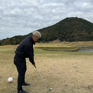 Yoshito Okubo Instagram - ドスコイ3人組と
優汰くんでゴルフ⛳️

楽しすぎたな～😆

やっぱりゴルフは最高やね⛳️

#ドスコイ3人組
#村越優汰
#ゴルフ