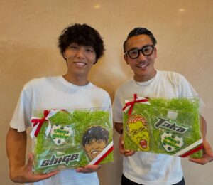 Yoshito Okubo Instagram - 6月生まれの仲間達に😆

アイシングクッキーのプレゼント🎁

それぞれの特徴を活かして
作っていただきました😊👍

皆んなに喜んでもらえて良かった😙✨

9日　よっくん
11日　しげ
18日　たかくん
20日　すなちゃん
26日　豊

改めてお誕生日おめでとう🎂
これからもヨロシクね😆

#6月生まれ
#仲間達
#プレゼント