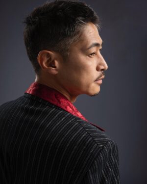 Yosuke Kubozuka Instagram - ハリウッド共同制作
オリジナルドラマ
『TOKYO VICE』season2

アメリカでは、2/8(木)からMAXで1話と2話が配信されます。
※3話からは毎週1話ずつ配信。全10話。
(俺が演じる葉山役は2話から登場します。)

日本では、WOWOWで4/6(土)スタート！
毎週土曜午後9:00放送・配信
(第1話無料放送)

皆さん、是非是非ご覧ください！！

@streamonmax 
@tokyovicemax
@wowow_tokyovice
#streamonmax
#tokyovicemax