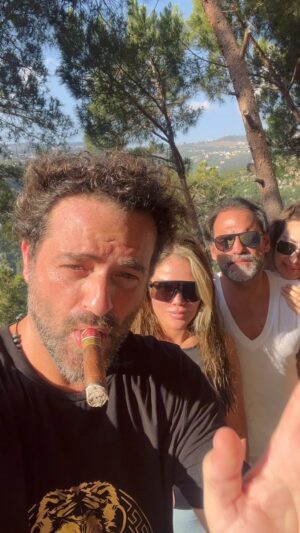 Youssef El Khal Instagram - Happy birthday @nicolesabaaa❤️
Paradise is here @scapparesort @bassemrizkofficial @wardelkhalonset
‏‪#y_y_k‬⁩ 
#لبنان