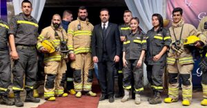 Youssef El Khal Instagram - أنا يمكن بطل بمسلسل بس أكيد هالشباب و الصبايا أبطال بالحياة..ع حياتنا..
‫#لبنان‬ ‫#بيوت_من_ورق‬
‫#الدفاع_المدني‬ ‪@CivilDefenseLB‬ 
‏‪#y_y_k‬