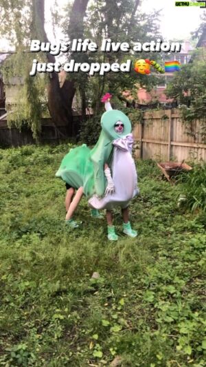 Yovska Instagram - Can’t wait to see it in theatres 🤭 
#bugslife #bug #caterpillar #art #drag
