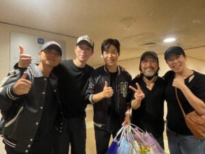 Yu Jun-sang Instagram - 경이로운소문 카운터즈 그날들과 함께

#조병규#유인수#유준상#안석환#염혜란 #김규리#세정이는 콘서트에서^^#경이로운소문2_카운터펀치 #뮤지컬그날들