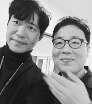 Yu Jun-sang Instagram - 너무 행복한 콘서트 .친구들도만나고
그리고 빅터를 만났다.
브랜든리 심포니 ost 콘서트 

#이성준작곡가 #브랜든리음악감독님#프랑켄슈타인ost
#옥주현#김지우#기세중#yujunsang #함께했던 친구들 그리고
#관객여러분 #고맙습니다^^