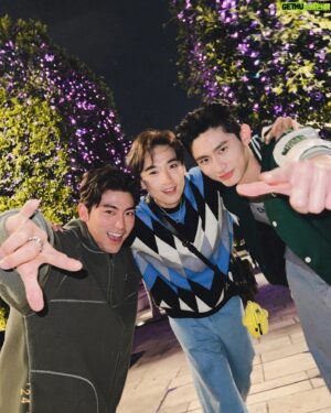 Yu-Tung Lin Instagram - ⁡
去過巴黎人
就當去過法國了吧？（開玩笑的🤣
好美的風景🥰
感謝伙伴們～
