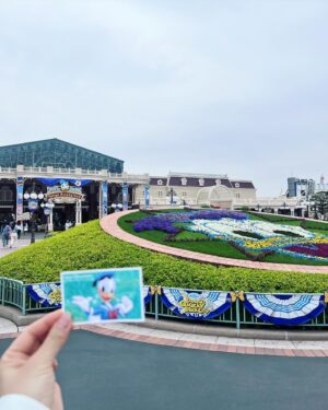 Yui Ito Instagram - ⁡
みぃちゃんとディズニーデート
楽しかった🐭🏰💕
⁡
頑張り屋さんで仲間思いで
きらっきらな笑顔も可愛くて
ちっちゃくておしゃれさんなみぃちゃん。
だいすきだよ〜〜🫶🏻💕
⁡
#dysney #dysneyland #tokyodisneyland #ディズニー #ディズニーランド #東京ディズニーランド #ディズニーコーデ #伊藤優衣 #itoyui #actor #instagood #instadaily #followme