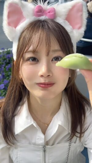 Yui Ito Instagram - ⁡
リトルグリーンまん動画ver.
置いときます。🍀🥝🥑
⁡
#dysney #dysneyland #tokyodisneyland #ディズニー #ディズニーランド #東京ディズニーランド #ディズニーコーデ #リトルグリーンまん  #伊藤優衣 #itoyui #actor #instagood #instadaily #followme
