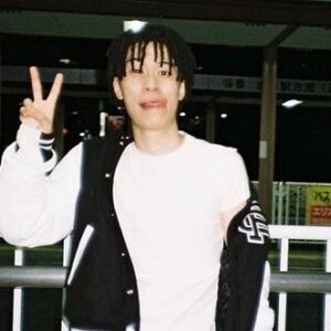 Yuito Takeuchi Instagram - とりあえず、アルバムみて、
楽しい日々思い出して、
お気に全載せ
楽しい仲間達