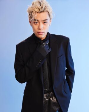 Yuito Takeuchi Instagram - みなさん5/14はマークザッカーバーグのお誕生日ですって

今日お誕生日の方います？おめでとうございます
valorant好きすぎてこの曲使います❗️
一緒にvalorantしましょう！
 @nylonjapan