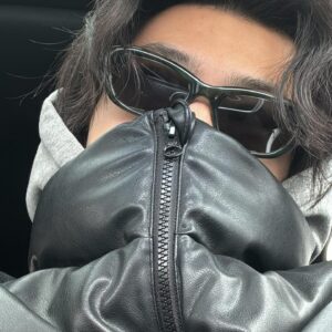 Yuito Takeuchi Instagram - 黒髪に戻したいフェーズ入った、危険
我慢我慢我慢です