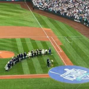 Yuji Okumoto Instagram - Congratulations to Ichiro on his induction to the Mariners Hall of Fame! A true legend! Thank you to the @mariners organization for having us at this celebration. What a great weekend it was! 

#IchiroWeekend #Ichiro #IchiroSuzuki #RickRizzs #KenGriffeyJr #RaulIbanez #ShigetoshiHasegawa #MikeSweeney #DonWakamatsu #Mariners #SeaUsRise