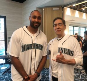 Yuji Okumoto Instagram - Had a great time at a charity event for Mary’s Place. Help support this non profit that provides shelter for families in need. @marysplacewa #MarysPlace #DowntownFreddyBrown #KJWright #JordanBabineaux #Seahawks #Mariners #Sonics