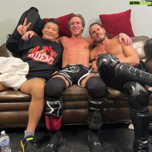 Yujiro Kushida Instagram - 近づいたら離れ、離れたらまた近づく
またいつか一緒にできるっしょ

THURSDAY at 8/7c on AXS TV! #TNAiMPACT
@tnawrestling 
FOREVER!!