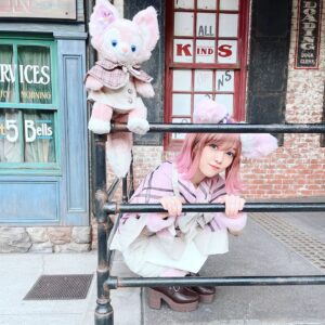 Yuka Nishio Instagram - 信じられないほど雑な作り方をしているので細かいところを見てはいけない。

#Dハロ #dハロ仮装 #dハロ仮装2022 #ステラルー #シェリーメイ#ステラルーコーデ #シェリーメイコーデ #コスプレ