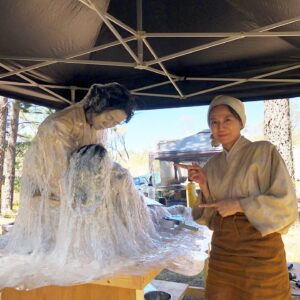Yukiko Shinohara Instagram - ついに！！！
あした日本公開です！！
真田さんカッコ良すぎますのでぜひ！！

Mortal Kombat will be released tomorrow in Japan finally!
I appeared as wife of Scorpion!
Please enjoy it!!!

#mortalcombat #movie #mortalkombatmovie #scorpion #mortalkombat11 #australia #adelaide #モータルコンバット #篠原ゆき子 #映画 #明日公開 #japaneseactress #japan