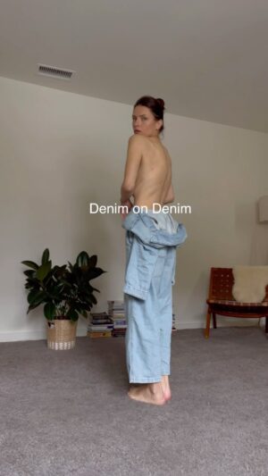 Yulia Kirillova Instagram - @levis 💙

#denimondenim#denim#grwm