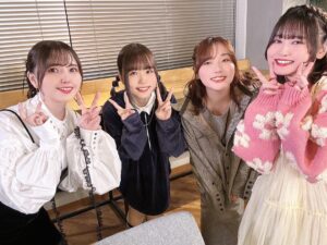Yume Miyamoto Instagram - .
昨日は #まとスレ 生放送！
ありがとうございました⛓️❤️‍🔥

オーディションから約3年...！！
私自身も放送を待ちに待っておりました👀

#桃桃鎖桃 にも参加できて本当に嬉しいです🍑
髪型は日万凛ちゃん意識でハーフアップ！

放送は１月４日から！
アニメ『#魔都精兵のスレイブ 』
よろしくお願いします！！！

#あかりんきれいしゅぎる
#寧々ぽん一緒にお仕事嬉しいネ
#日菜ちゃん陽気で可愛かった太陽だねえ