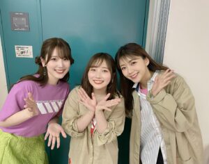 Yume Miyamoto Instagram - #GRIDMAN_UNIVERSE

おまけ
グリ女の集い💃
誰といても和む〜ふしぎ〜好き〜

そして真礼さんと三森さん🫶
お二人と初めて会ったのは実は私が15歳の頃
約12年も前....！
現場でたっくさんお世話になってようやく念願叶って
グリッドマンのイベントで共演できました。
あの頃の現場での気持ちや
周りの皆様がいなかったら
今私は役者でもないかもしれないと思うと
本当に感慨深く、大好きな先輩です！！！えへ
ご縁に感謝です。

この辺でグリユニショーの振り返りは終了🥳
どこかでまたお話しできる機会があればいいなあ
楽しかった！ありがとうございました。