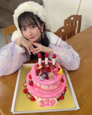 Yuna Ego Instagram - 誕生日でした🎂
バースデーライブありがとう🤍