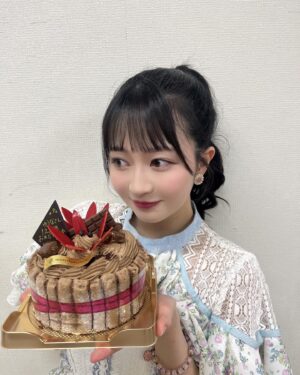 Yuna Ego Instagram - デビュー12周年おめでとう！わたし！👼🏻