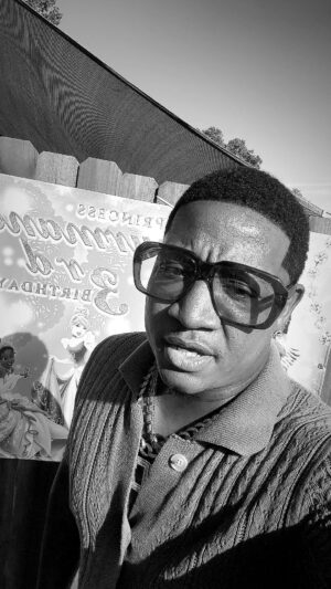 Yung Joc Instagram - @mcompound205 tonight for the W!!!!! We lit 🔥 @international80