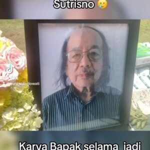 Yuni Sulistyowati Instagram - ikut mendoakan dan menabur bunga di tempat istirahat terakhir dari Produser GentaBuana Bpk Budi Sutrisno..
.
.
#belasungkawa