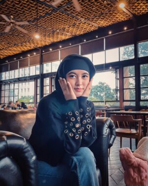 Yuni Sulistyowati Instagram - 01.01.2024
.
.
#❤️u