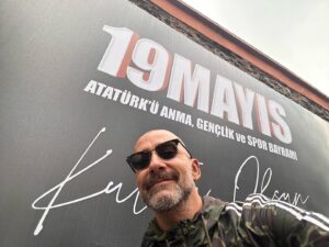 Yunus Günçe Instagram - Sen oldukça, bize bir şey olmaz!
Biz oldukça sana bir şey olmaz!
#Atatürk
🇹🇷🇹🇷🇹🇷🇹🇷🇹🇷🇹🇷🇹🇷🇹🇷🇹🇷🇹🇷
#19mayıs #19mayısatatürküanmagençlikvesporbayramı #19mayis1919 #19mayısgençlikvesporbayramı #19mayıs1919🇹🇷