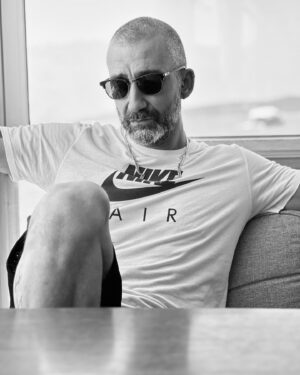 Yunus Günçe Instagram - Yaz mı geldi yoksa?
📸 @isikselin