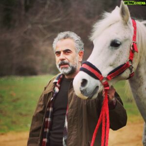 Yurdaer Okur Instagram - ''Çocukluktan hiçbir şeyi kalmamış insanların arasındaysanız kötü.''
M. C. Anday 📷@bus.rasengul teşekkūrler @mirajask & @troltungagebze
