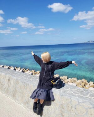 Yuri Yoshida Instagram - お き な わ ！
#沖縄 #許田