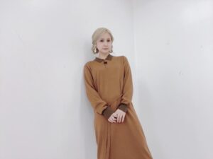 Yuri Yoshida Instagram - 結構前のだけど載せちゃう！
⁡
UNIQLO and JW ANDERSON のこのワンピ
可愛すぎてお気に入りです！
似合ってる〜って言ってもらう事が多くて
嬉しかったな😌
⁡
one-piece:#uniqlo 
⁡
#よしだふく #fashion #ootd #uniqlo #uniqlojwanderson