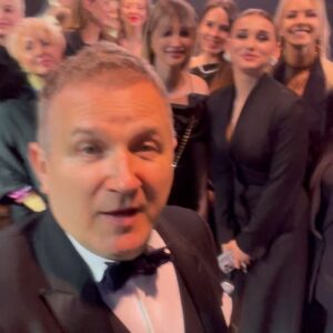 Yurii Horbunov Instagram - 3ібрали 3 млн. 355 000 тисяч гривень на Сили Оборони України!!

У Національному театр імені Ольги Кобилянської в Чернівцях провели благодійний вечір!!Вдалося зібрати значну суму для 82 ОДШбр. 

Сцена, що пам’ятає легендарних українських акторів знову ожила, та на цей раз для єднання народу та підтримки українських Захисників. 
 
Ця подія стала чудовим прикладом того, як мистецтво,не лише зберігає наш культурний код, але й стає інструментом реальної матеріальної допомоги тим, хто боронить землю і  свободу України!!

 Дякуємо неймовірній @jamalajaaa  за фантастичний концерт!!

Дякуємо всім, хто долучився до цього заходу! 
 
Разом до перемоги! ✊