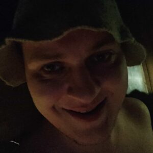 Yuriy Khovanskiy Instagram - Шо вi делаете в моей парилке?!