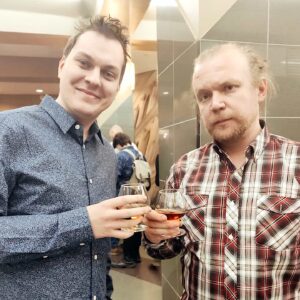 Yuriy Khovanskiy Instagram - Светские беседы после "Жанны Д, Арк". Огромное спасибо всем, кто выступал вчера в "Колизее" - я замечательно провел время!