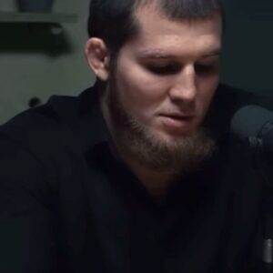 Yusuf Raisov Instagram - Как бы Вы ответили на эти вопросы?
С возрастом человек меняется, меняются взгляды на жизнь.
Лишь тяжелая работа над собой сегодня, сделать Вас правильными и следовательно успешными людьми завтра.
Исправление же возможно лишь по средству изучения Ислама.
Мне далеко , очень далеко до обладания уровнем мудрого человека, но главное что я понял за 28 лет это - ”НЕ БУДЬ ЗАВИСТЛИВЫМ”