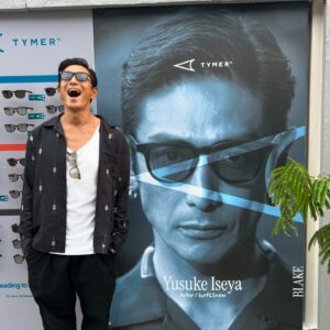 Yûsuke Iseya Instagram - #greenroomfestival @ #ロアークリバイバル #tymer ブースにて！
短い滞在だったけど、沢山の人に会いました〜♪
僕がデザインした婚約ペンダントをオーダーしてくれたマユちゃんとも会った❣️
スノーボーダーのはるなちゃんが居て、
奄美でかサーフガイドしてくれた緑さんにも！
そしてWHRの横井さんまで！
みんな元気だ🤩
